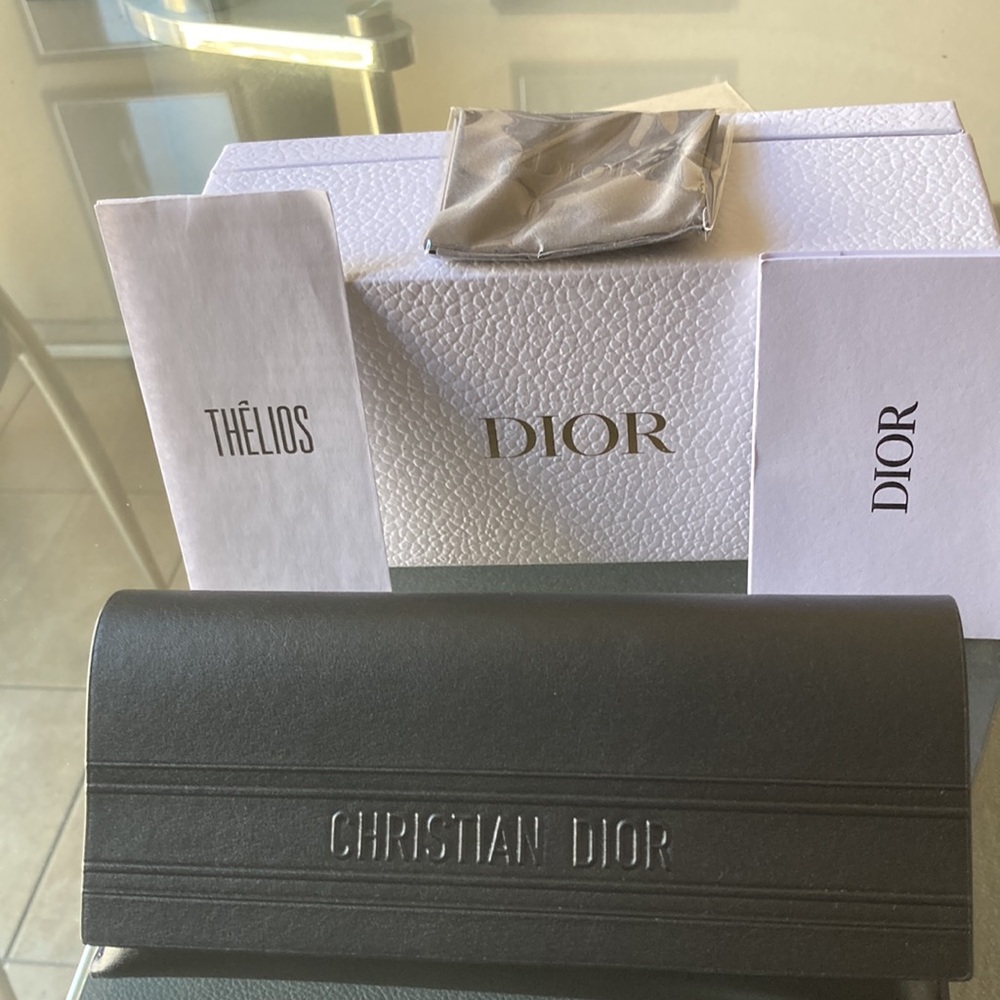 New Authentic Dior Shield Sunglasses DiorClubM2U - Picture 2 of 6